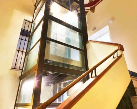 0911-UM-22E-1-1-scaled-e1634209924996