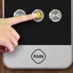 im-trapped-in-the-lift-150x150