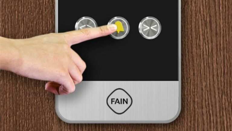 im-trapped-in-the-lift