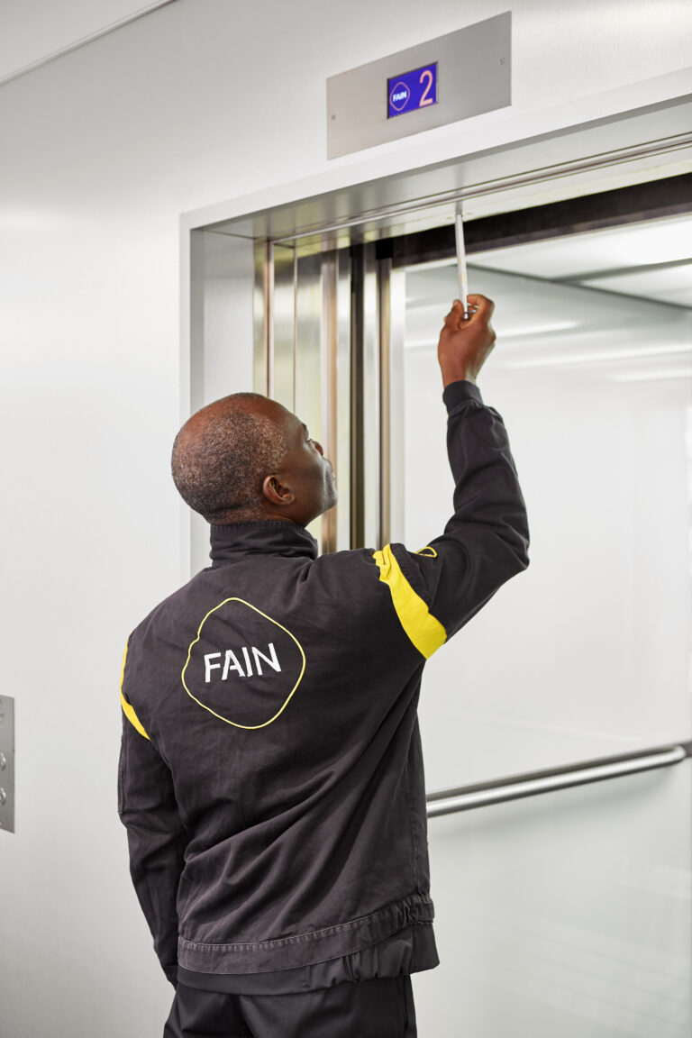 1176-Passage-des-princes-scaled